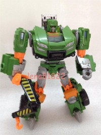 Transformers News: In-Hand Images: Transformers Generations Deluxe Hoist
