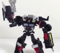 Transformers News: Video Review: Transformers Prime Beast Hunters Cyberverse Commander Class Trailcutter