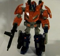 Transformers News: Video Review of War For Cybertron Optimus Prime