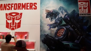 Transformers News: SDCC 2016: Hasbro Booth on Preview Night teases Trypticon versus Fortress Maximus fight scene #HasbroSDCC