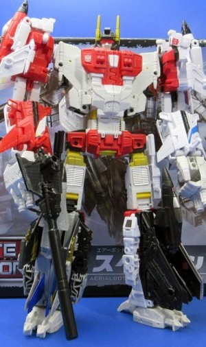 Transformers News: TakaraTomy Transformers Unite Warriors: UW-01 Superion In-Hand