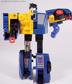 Transformers News: Possible Confirmation of Transformers Power of the Primes Exclusives Repugnus and Counterpunch