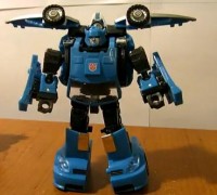 Transformers News: Mysterious Blue Classics Bumblebee Video Review Online