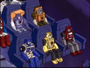 Transformers News: Codes for Next Year's Legacy and SS Toys Show Deluxes Brawn, Beachcomber, Bombshell and More