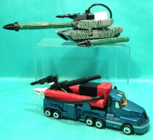 Transformers News: Unreleased G2 Combat Heroes Optimus Prime and Megatron Redecos
