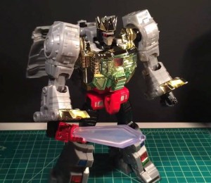 Transformers News: Video Review - Hasbro Transformers Masterpiece MP-03 Grimlock