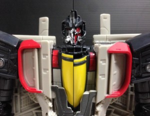 Transformers News: Bumblebee Movie Nitro Blitzwing does indeed have two heads