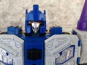 Transformers News: Best Deal Yet for Transformers Titans Return Overlord