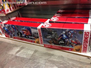 Transformers News: Platinum Editions Found at Retail: Optimus Prime with Trailer and Leader Optimus Prime and Grimlock