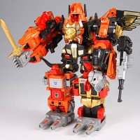 Transformers News: Official Images of Takara Tomy's 2010 Reissue Predaking and the Predacons