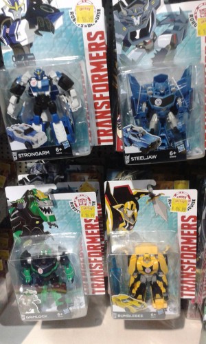 Transformers News: Transformers: Robots in Disguise Warriors Wave 1 Sighted at Irish Retail