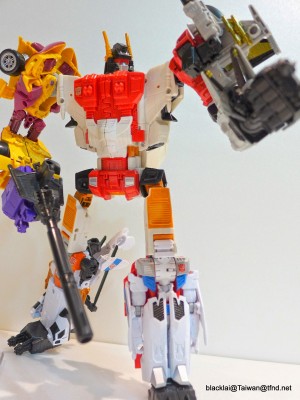 Transformers News: In-Hand Images - Transformers Generations Combiner Wars Superion