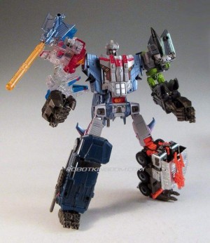Transformers News: RobotKingdom.com Newsletter #1322