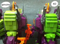 Transformers News: Buyer Beware: Counterfeit G1 Scorponok - Comparison Images