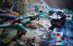 Transformers News: New Jurassic Park Transformers Crossover Set Revealed Based on Dilophosaurus and Nedry