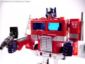 Transformers News: RUMOR UPDATE\CONFIRMATION: G1 Optimus Prime Reissue
