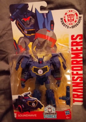 Transformers News: Robots in Disguise Wave 10 Featuring Soundwave and Blurr Found in the UK