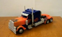 Transformers News: Video Review of Battle Blade Optimus Prime