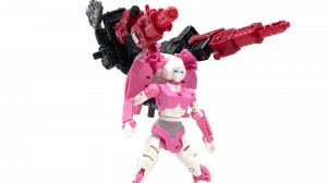 Transformers News: In Hand Images of Red Card Exclusive Legacy Red Cog Weapon Pack