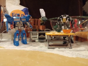 Transformers News: #Transformersmas 2017: A 25 Day Holiday Photo Challenge Week 3: Cooking!