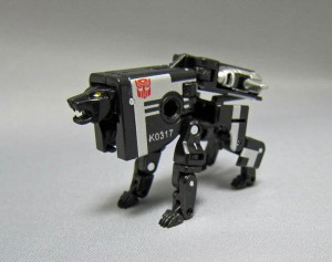 Transformers News: In-Hand Images of Transformers Masterpiece MP-15 / 16-E Cassettebot Vs Cassettetron Set