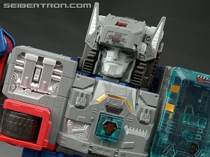Transformers News: San Diego Comic Con 2016 Exclusive Fortress Maximus Secret Sound Found