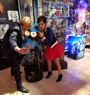 Transformers News: Transformers: The Last Knight Bay, Wahlberg, Moner, Haddock, Duhamel, di Bonaventura at #HasbroToyFair #TFNY