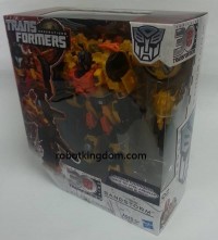 Transformers News: In-Package Images with Bio: Transformers Generations Voyager Sandstorm