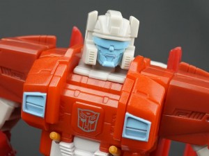 Transformers News: New Galleries: Transformers Generations Combiner Wars Scattershot and Betatron