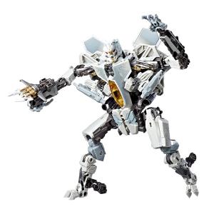 06 Voyager Class Starscream (Studio Series)