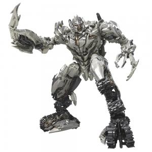 13 Voyager Class Megatron (Studio Series)