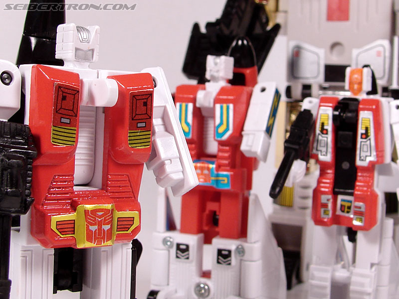 Transformers G1 1986 Air Raid (Air Rider) (Image #58 of 67) Transformers G1 1986 Air Raid (Air Rider) (Image #58 of 67)