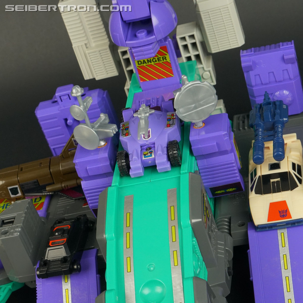 Transformers G1 1986 Full-Tilt (Image #38 of 90)