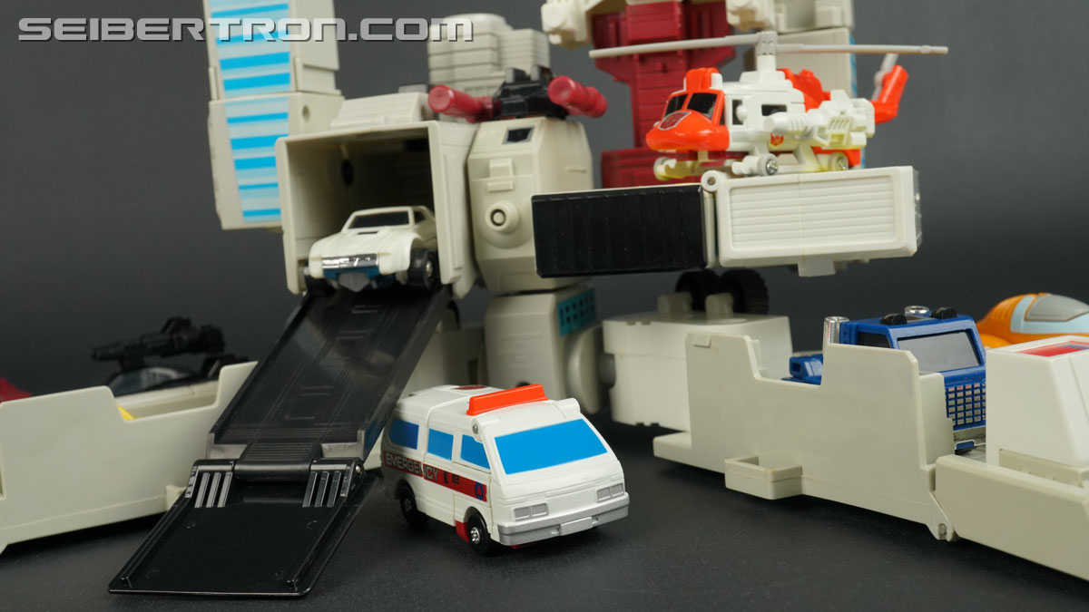 Transformers G1 1986 Metroplex (Metroflex) (Image #50 of 278)