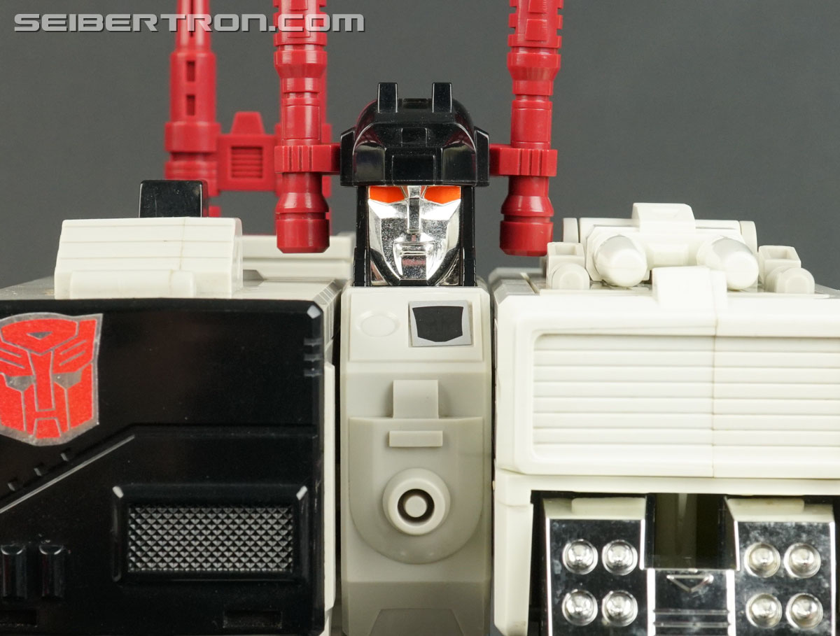 Transformers G1 1986 Metroplex (Metroflex) (Image #47 of 97)