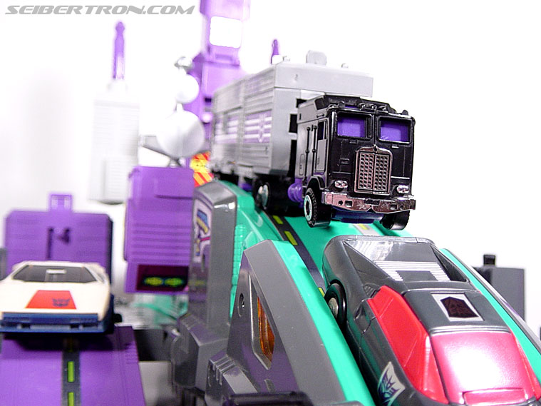 Transformers G1 1986 Motormaster (Image #28 of 76)