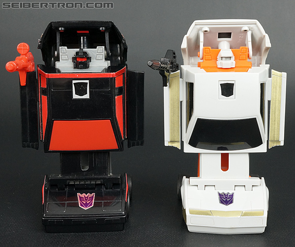 Transformers News: First Images of Transformers "Earthrise" Runabout