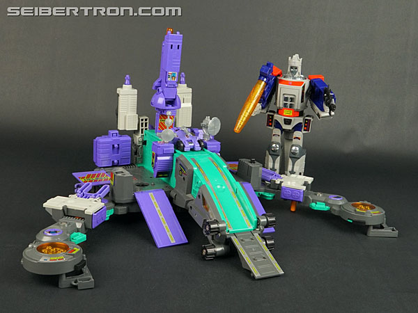 Transformers News: New Galleries: G1 Trypticon, Metroplex and more! Transformers News: New Galleries: G1 Trypticon, Metroplex and more!