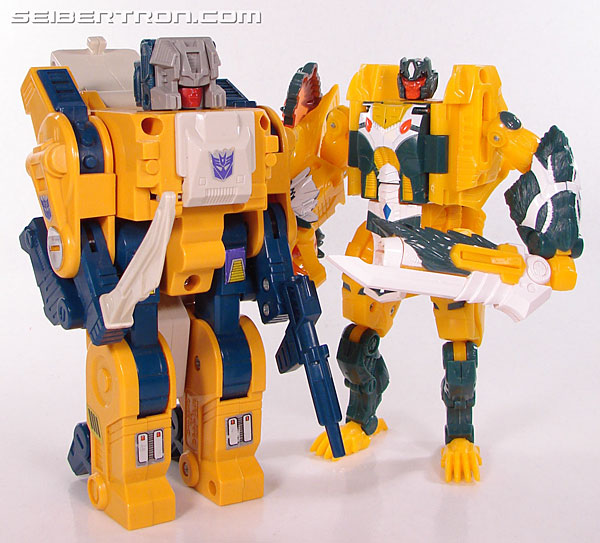 Transformers G1 1987 Weirdwolf (Image #128 of 134)