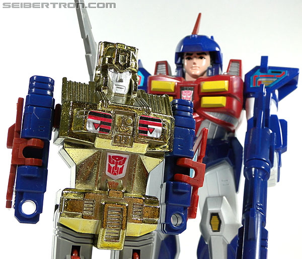 Transformers News: New Toy Galleries: Pretenders Metalhawk, Lander, Diver, Phoenix, Blood, Dauros and Gilmer! Image