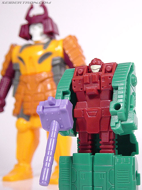 Transformers News: Twincast / Podcast Episode #276: "Whoops! All Bumblebees"