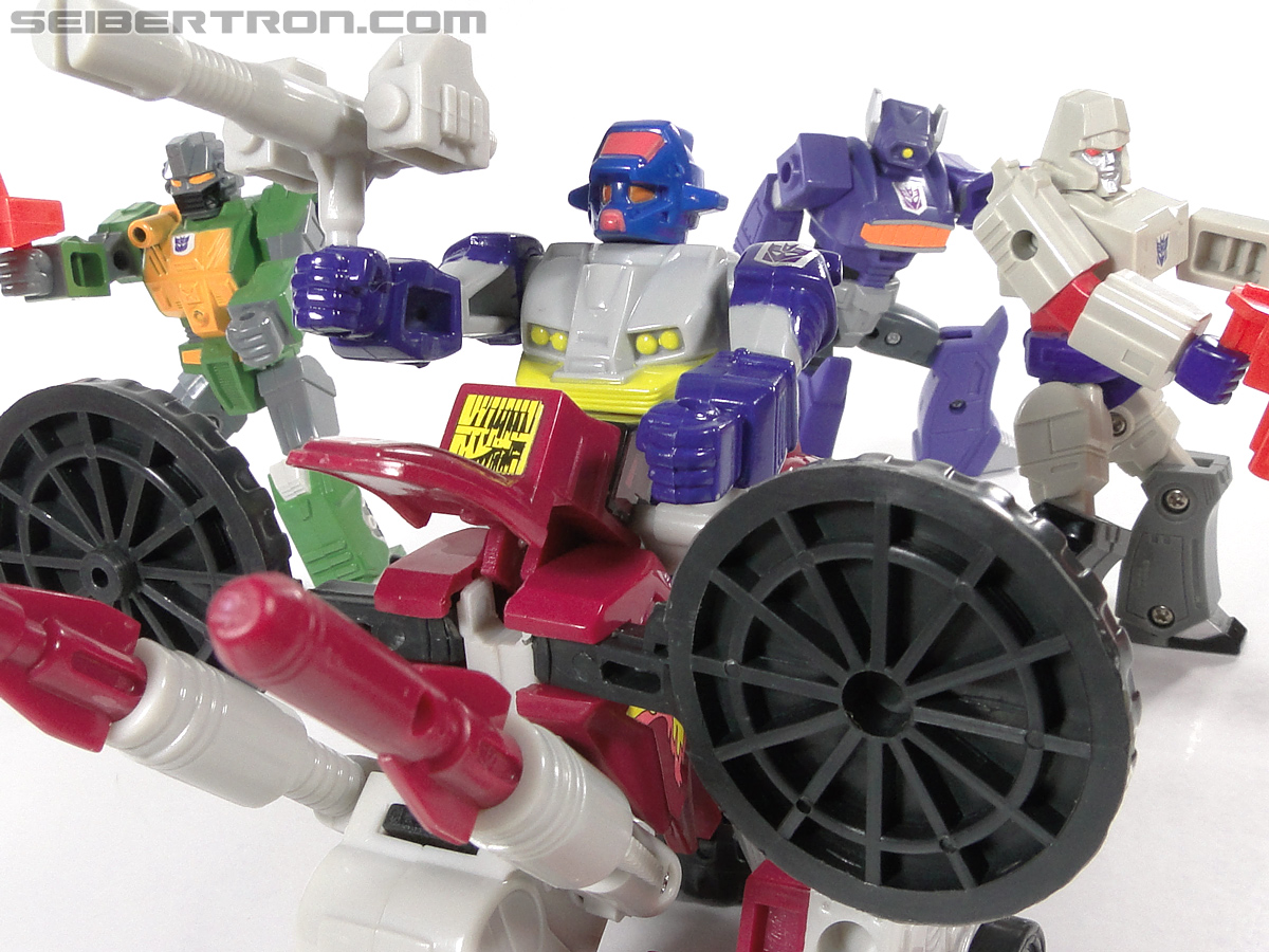Transformers G1 1990 Axer with Off Road Cycle (Image #162 of 162)