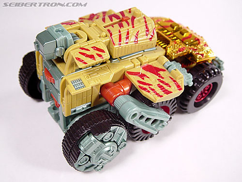 Transformers News: Top 5 Worst Cases of Visible Head Syndrome Among Transformers Toys