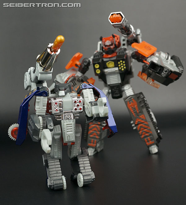 Transformers News: New Galleries: Beast Machines Tank Drone and Motorcycle Drone