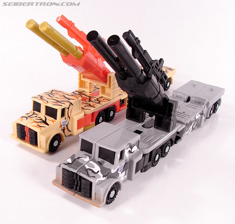 Transformers Robots In Disguise Mega-Octane (Dolrailer) (Image #20 of 76)