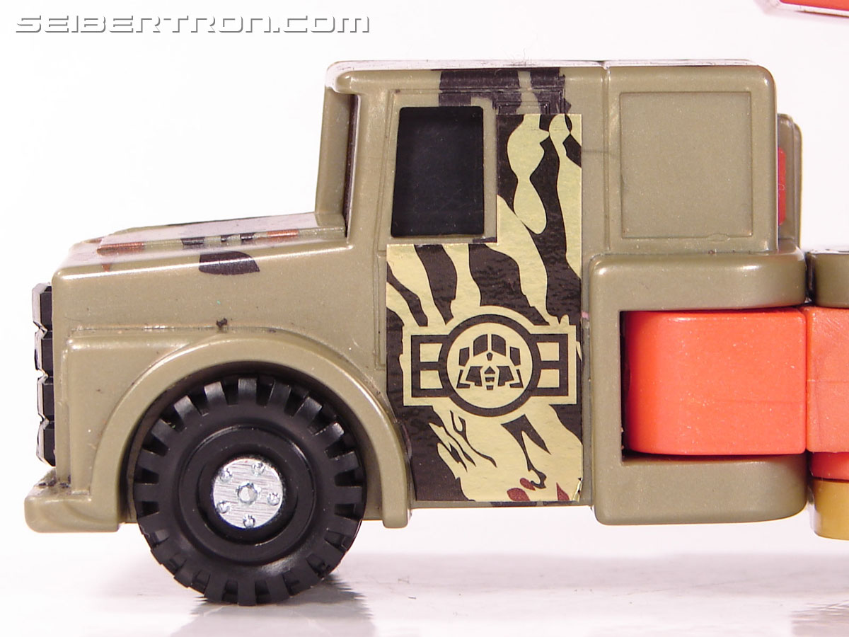 Transformers Robots In Disguise Mega-Octane (Dolrailer) (Image #30 of 108)
