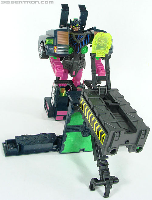 Transformers News: Colossus (AKA Clench) Gallery Online! Image
