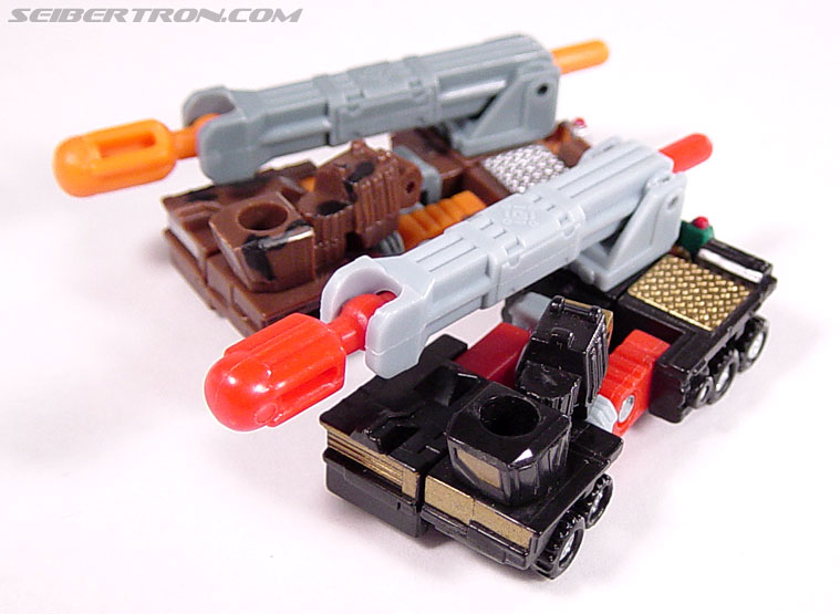 Transformers Armada Bonecrusher (Bomb) (Image #1 of 31)