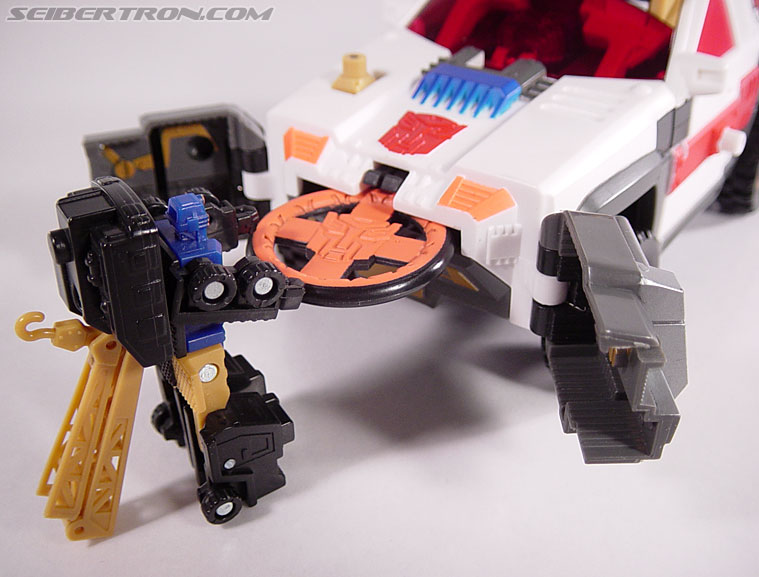 Transformers Armada Red Alert (Ratchet) (Image #33 of 113) Transformers Armada Red Alert (Ratchet) (Image #33 of 113)