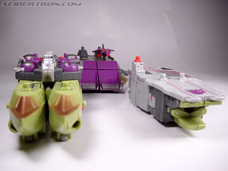 Transformers Armada Tidal Wave (Shockwave) (Image #1 of 36) Transformers Armada Tidal Wave (Shockwave) (Image #1 of 36)